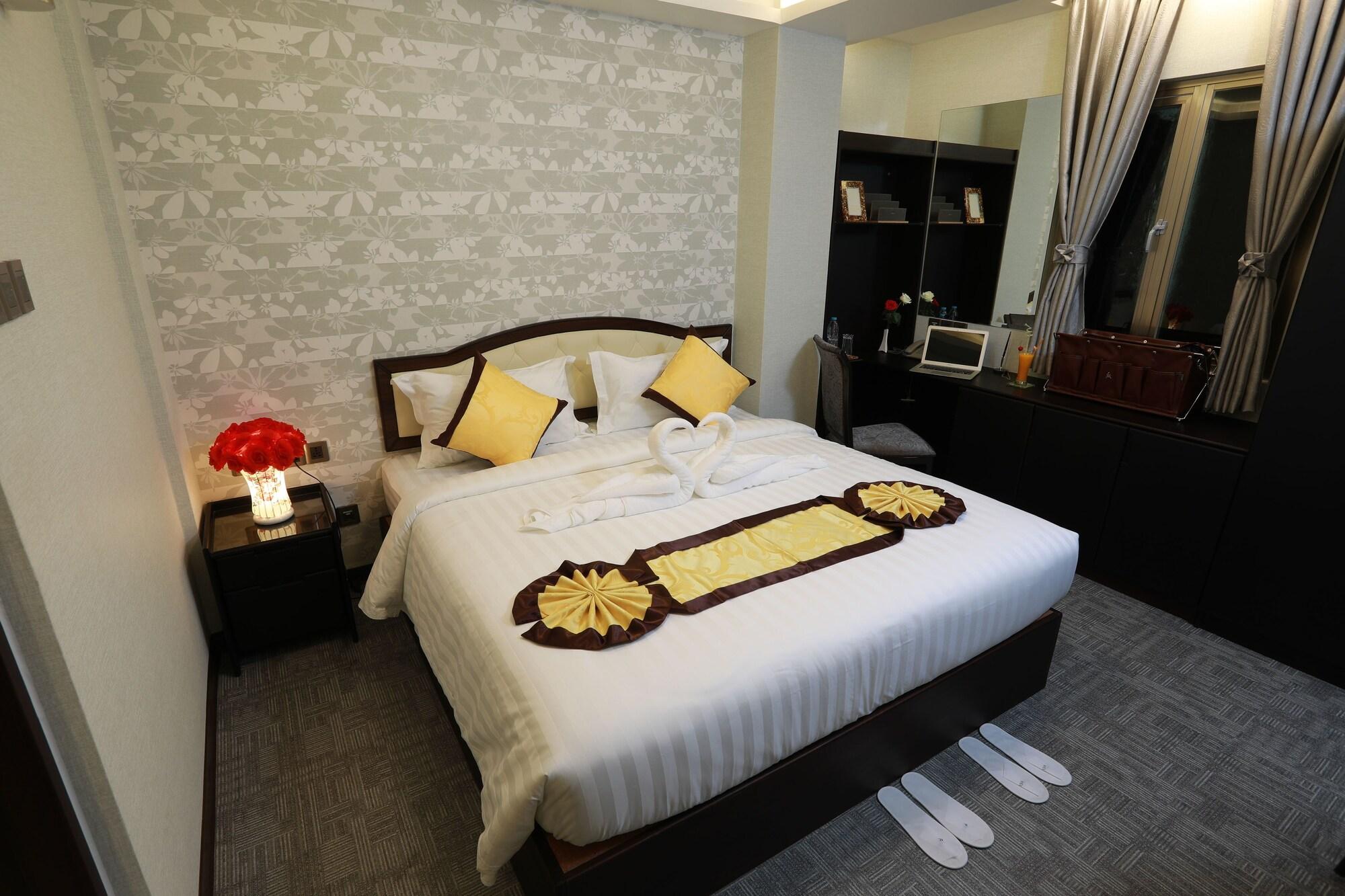 Rose Palace Hotel Янгон Экстерьер фото