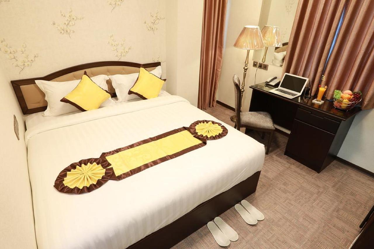 Rose Palace Hotel Янгон Экстерьер фото